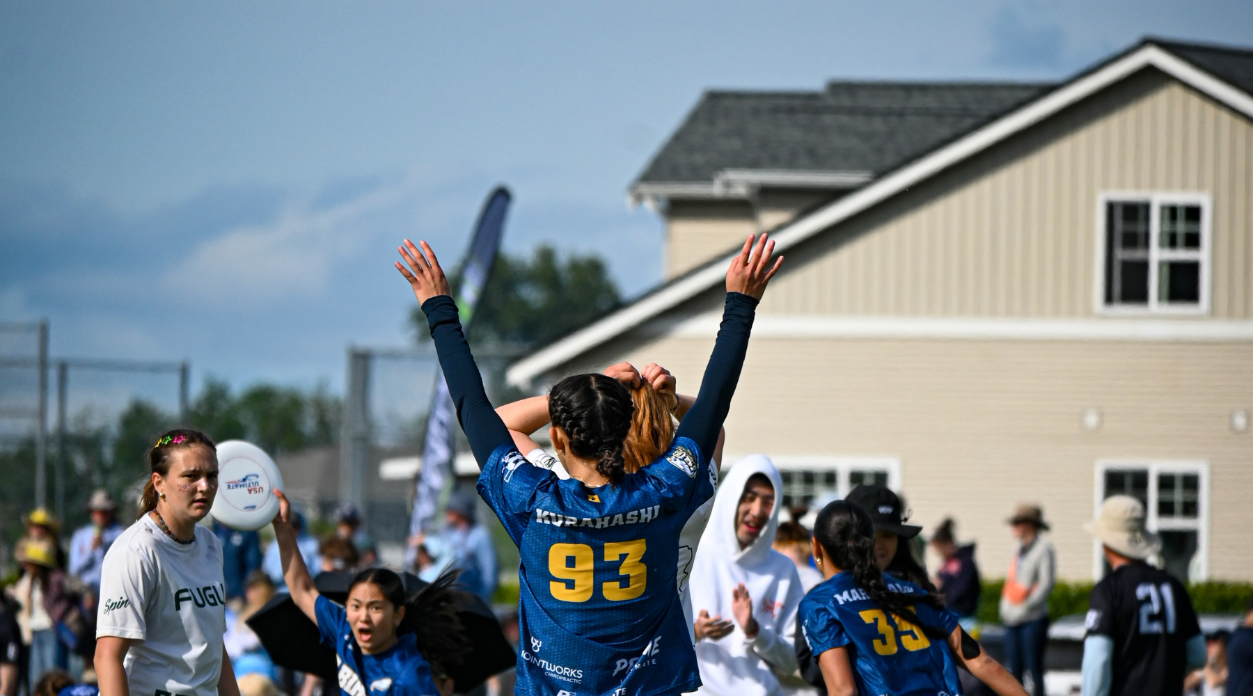 Mika Kurahashi Earns Ultimate Canada Athlete of the Year — Mixed Division